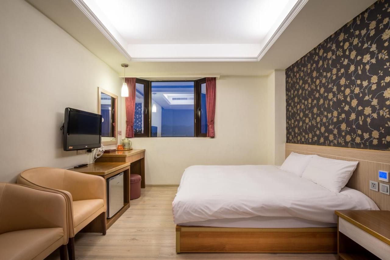Yadi Hotel Puli Luaran gambar